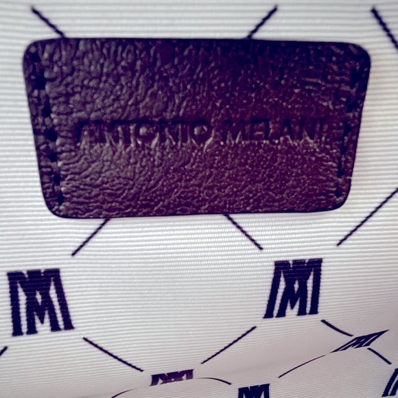 ANTONIO MELANI Black Leather Croc-Embossed Tote Bag NWOT - Picture 10 of 13